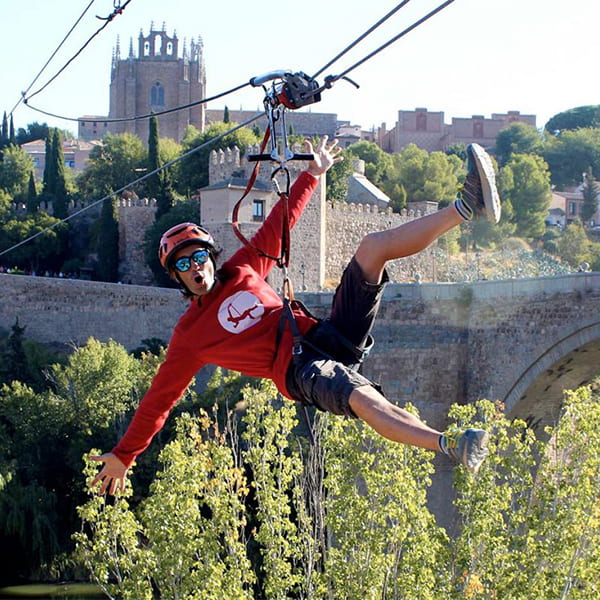 diversión, tirolina, atracción, Puente de San Martín, actividad, Toledo